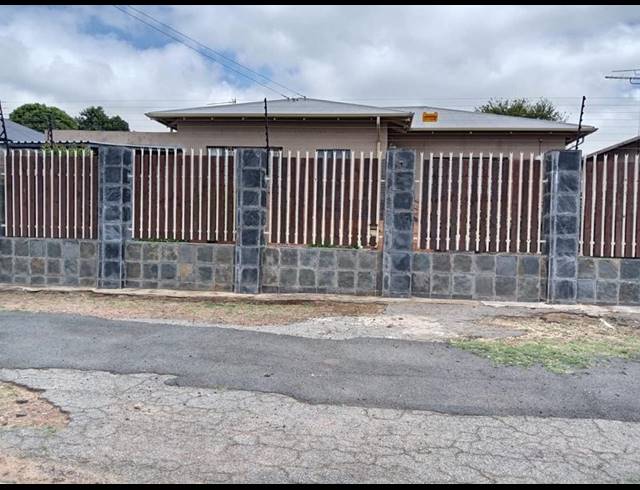 3 BEDROOM HOUSE FOR SALE IN GERDVIEW